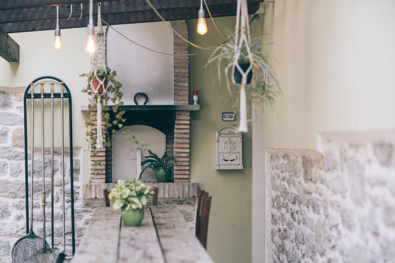 Casa Immersa Nelle Colline Romagnole Civorio エクステリア 写真